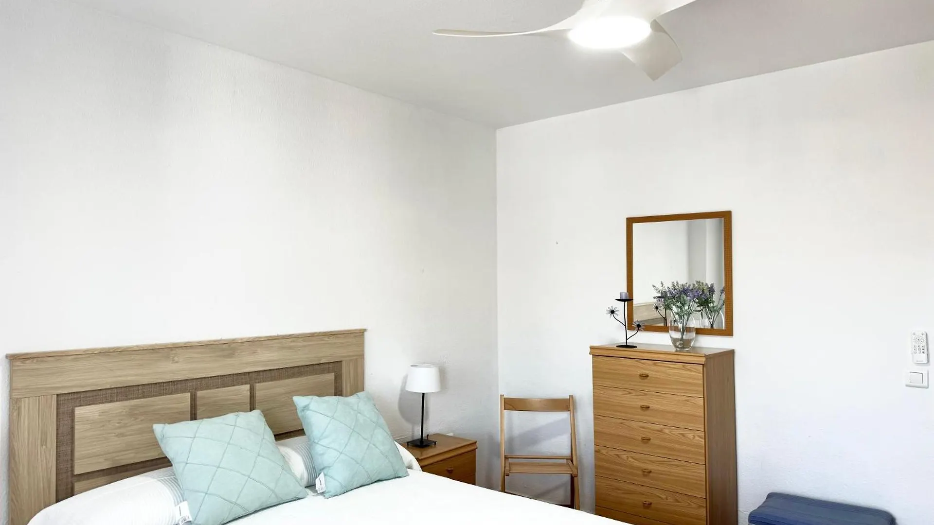 Apartmán Frente A La Playa Con Vistas Y Garaje, Nucleo Cristal Torremolinos