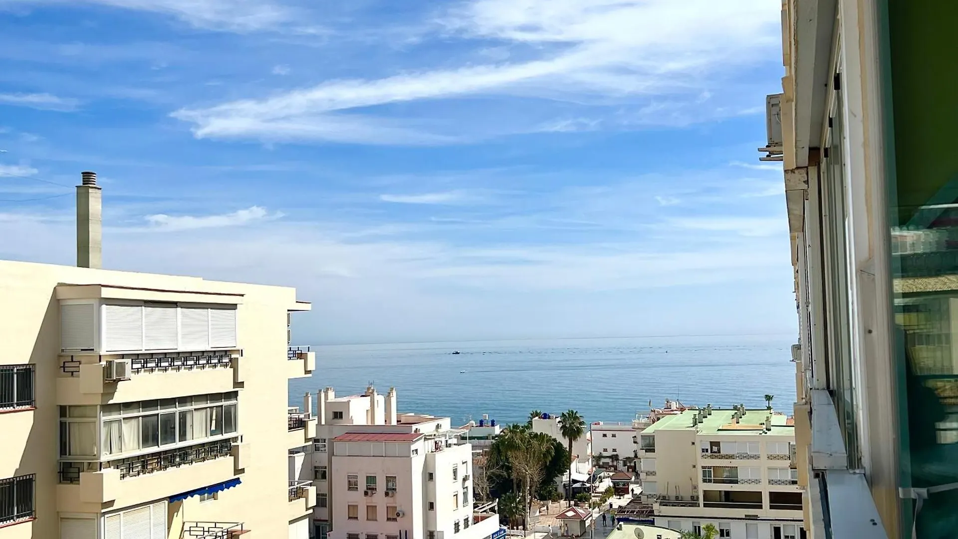 Frente A La Playa Con Vistas Y Garaje, Nucleo Cristal Διαμέρισμα Τορρεμολίνος 0*,