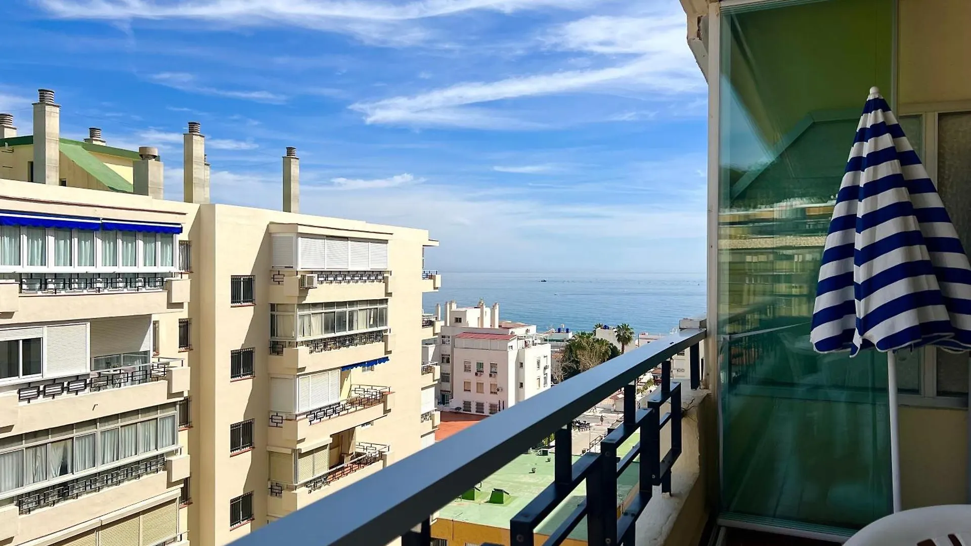 Frente A La Playa Con Vistas Y Garaje, Nucleo Cristal Διαμέρισμα Τορρεμολίνος